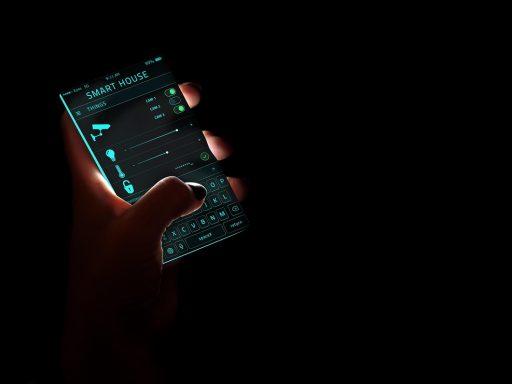 Een Livisi Smart Home Controller aangesloten op een router via ethernetkabel